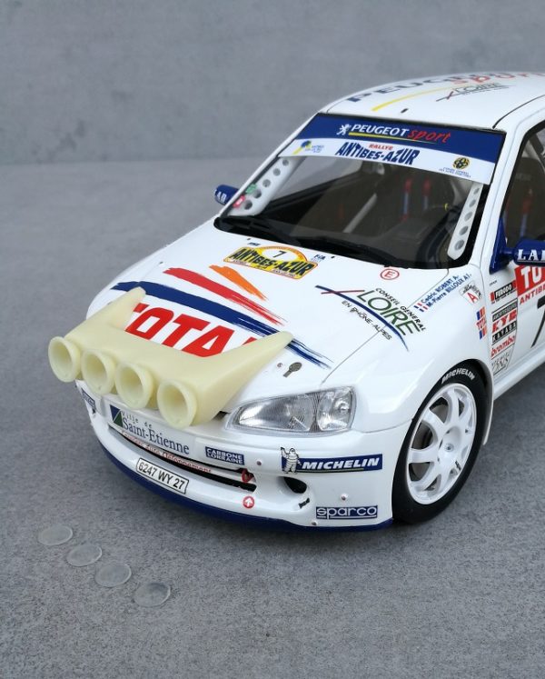 RALLYE - Ramp "Peugeot 106 Rallye"1/18