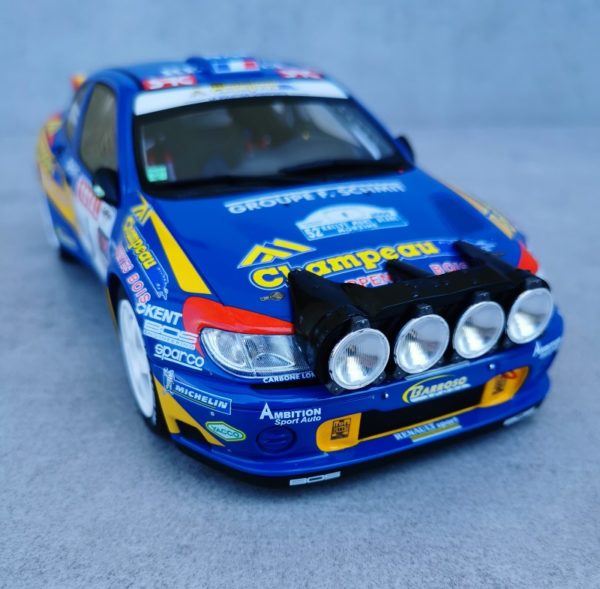 RALLYE – Ramp “Renault Mégane Maxi” built 1/18