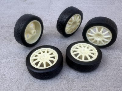 RALLYE – RIMS & TIRES – “OZ Small, Renault Clio 2” 25mm 1/18