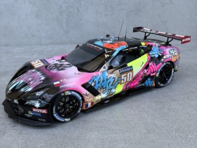 CORVETTE C7R Larbre Compétition “Human” Art car 2/5 1/18